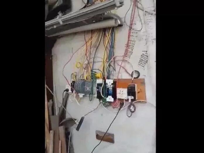 私拆電表竊電4萬多度，榕城一男子被刑拘